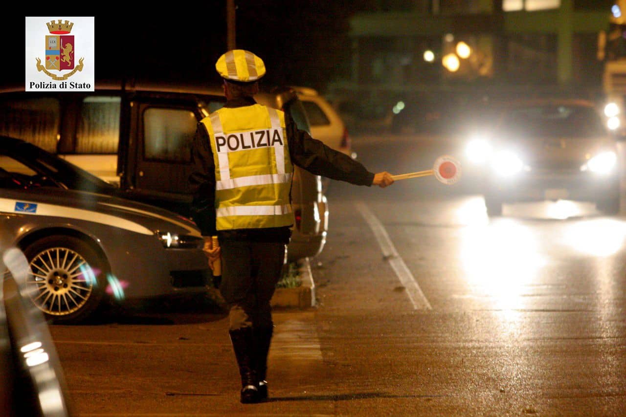 Ubriaco alla guida di un tir, 21mila euro di multa