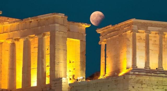Con DoveVado tra monumenti antichi, tulipani colorati e zaini perfetti