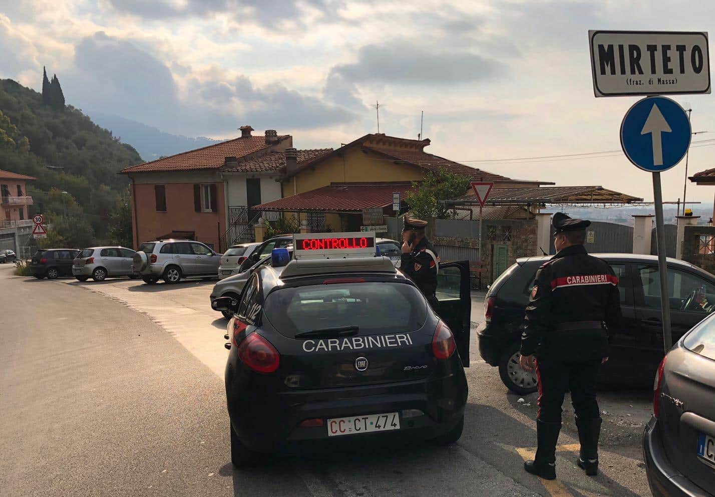 Avvisata del furto sul cellulare, chiama i Carabinieri: ladro preso subito