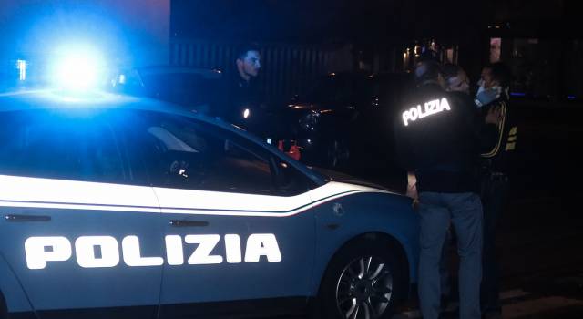 Auto sospetta fermata a Lido di Camaiore: a bordo cacciaviti e 4 rumeni con precedenti