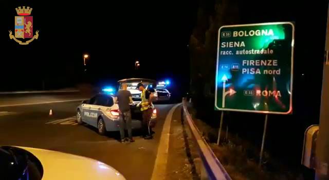 &#8220;Legality for road safety&#8221;, controlli della Polstrada ai caselli Firenze Sud, Viareggio e Pisa nord