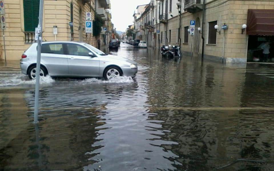 Danni da maltempo a Viareggio, le domande per il risarcimento entro il 14 dicembre