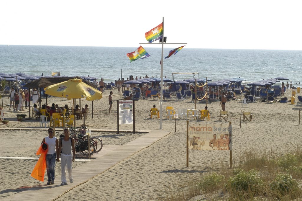 No spiaggia gay atto 2°, il Mama Beach replica al Comune: “Quante non verità e imprecisioni”