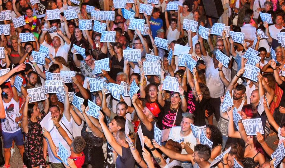 “Mama Beach”, flash mob notturno per la spiaggia gay