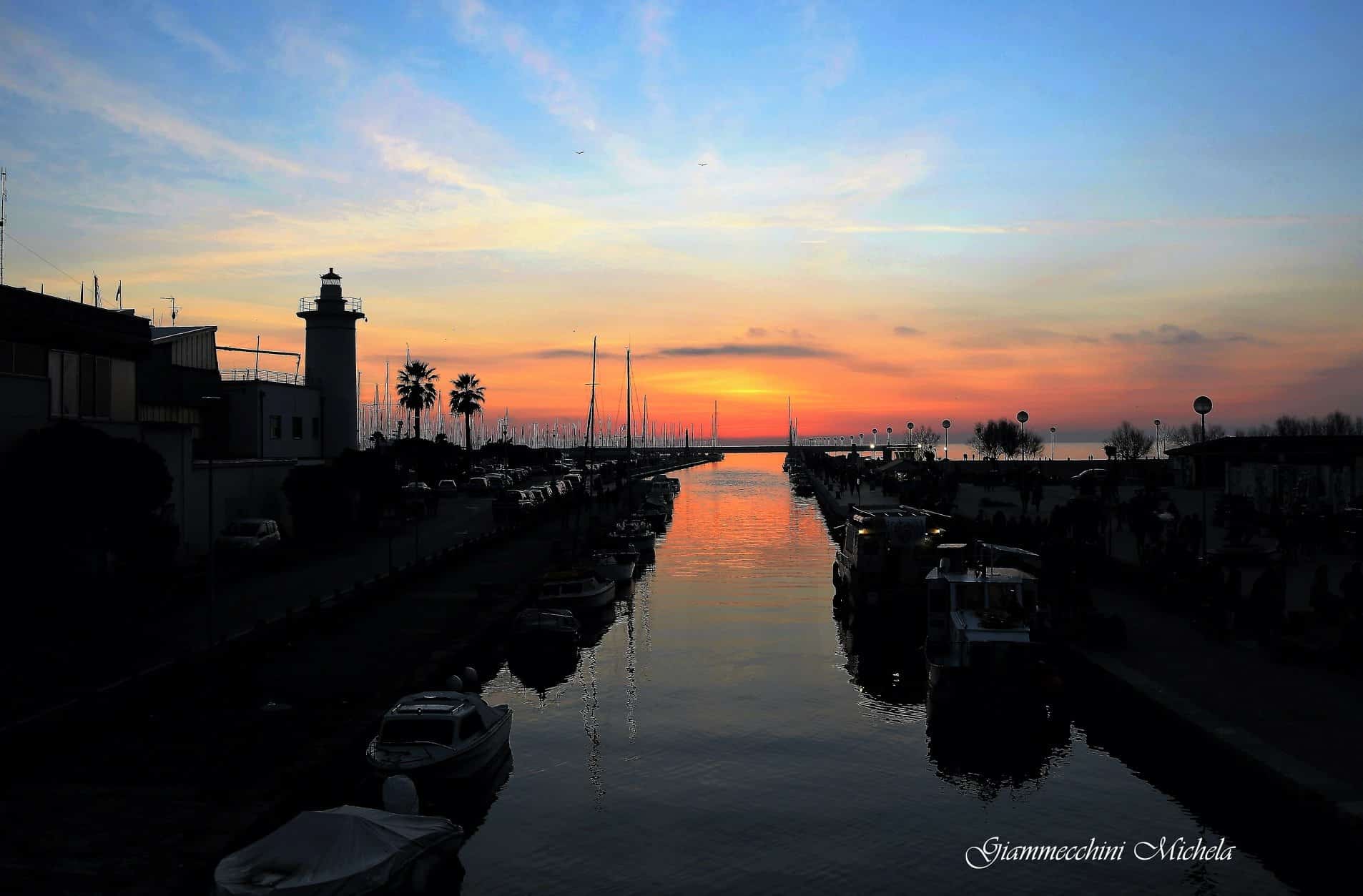 Tramonto sul canale