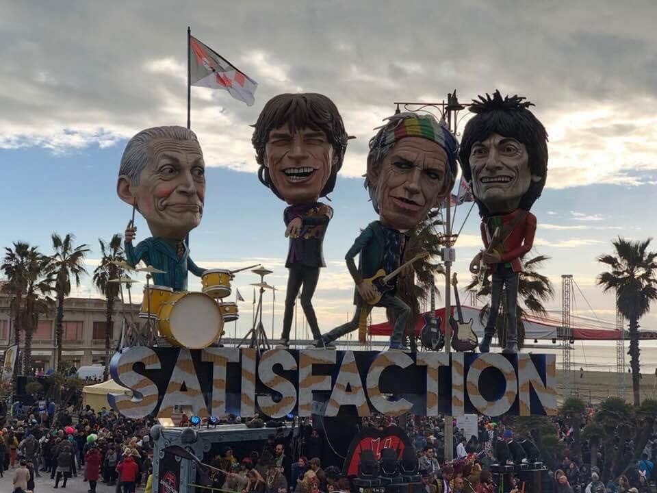 Sulla pagina ufficiale dei Rolling Stones la foto del carro ‘Satisfaction’