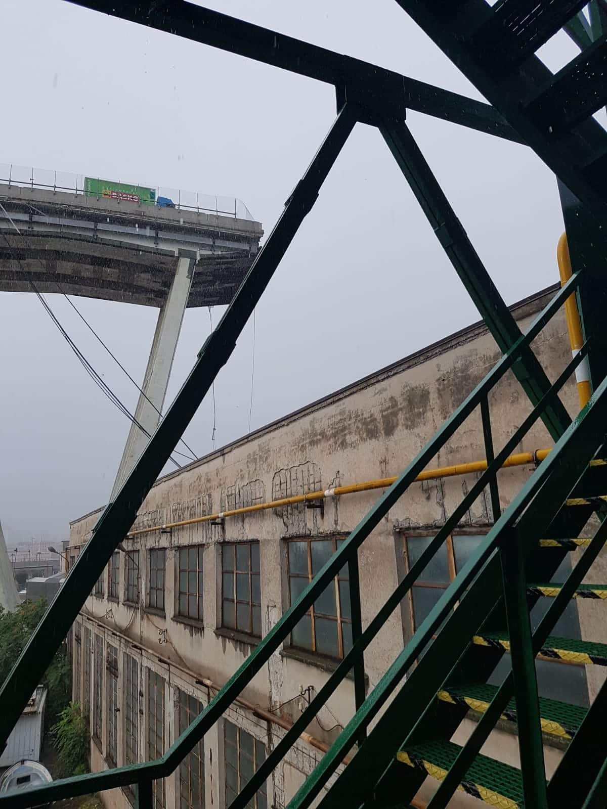 Un viareggino salvo per miracolo nella tragedia del ponte di Genova