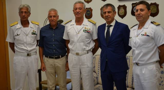 Il comandante generale in visita alla Capitaneria di Porto di Viareggio