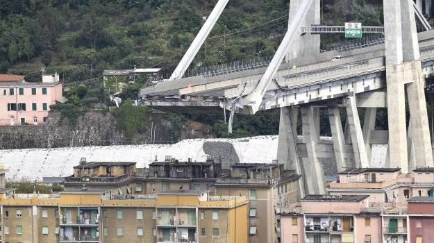 “Crollo di Genova: ma tutte le altre costruzioni sono sicure? Servono norme che impongano controlli nel tempo”