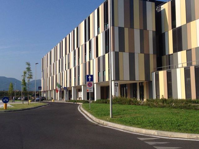 Ospedale di Lucca, la denuncia di Marchetti: “Ai malati pane con la muffa”