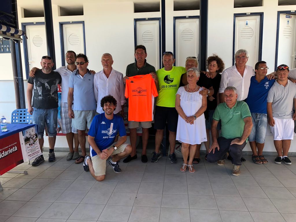 Calcio e solidarietà, in campo per Aipd Versilia