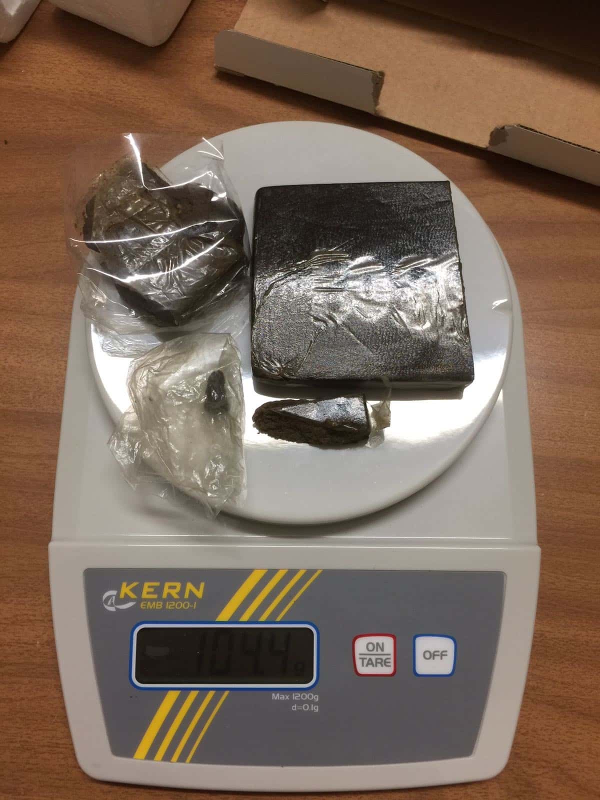 Arrestato dalla GdF con 100 grammi di hashish