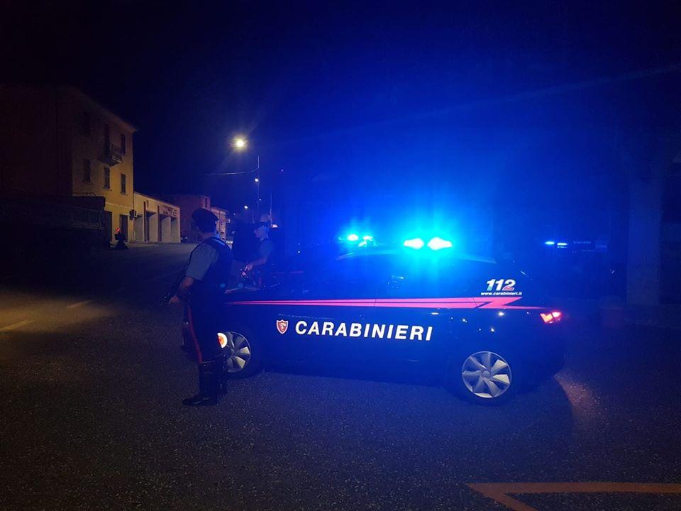 Controlli straordinari dei carabinieri, due arresti e tre denunce