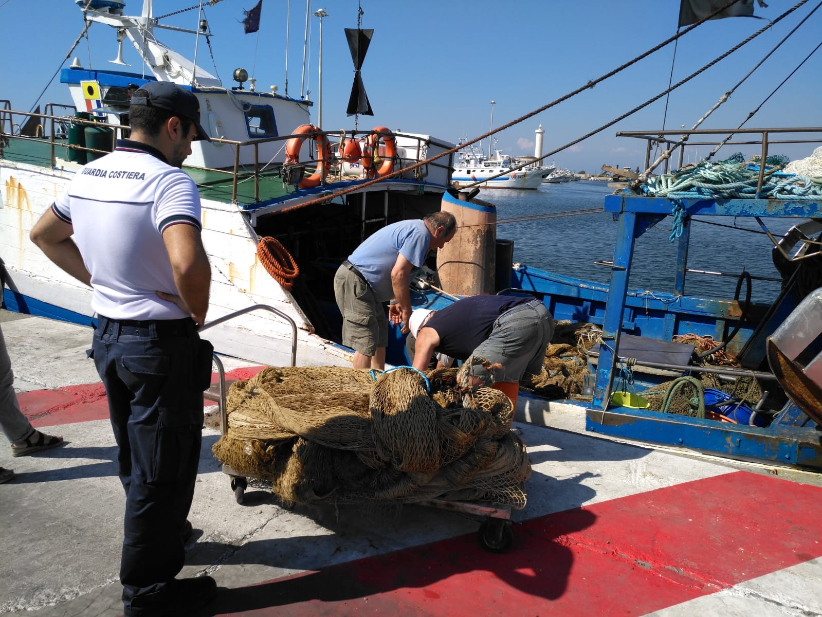 Guardia Costiera di Viareggio, controlli sulle attività di pesca: sequestri e sanzioni