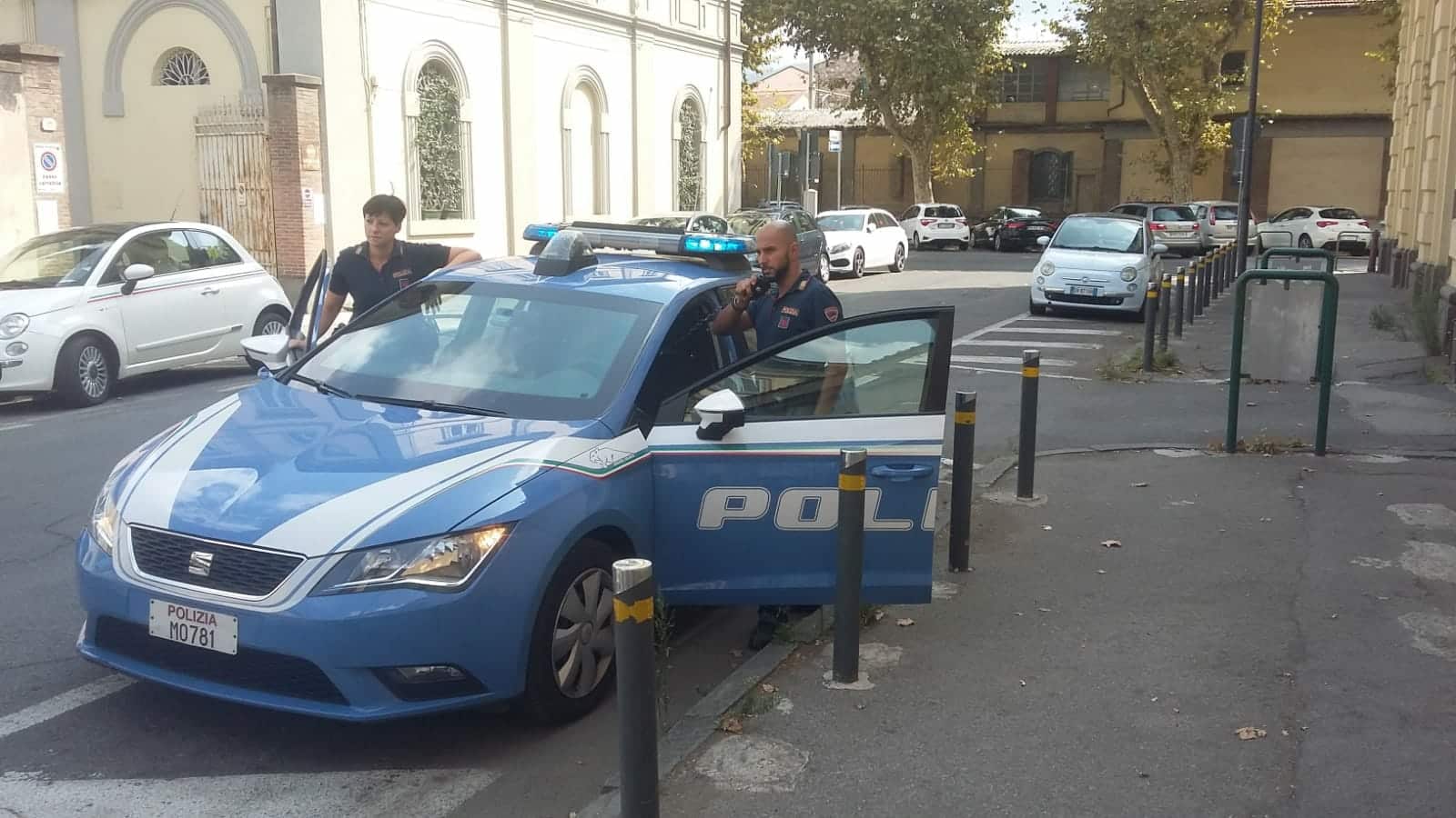 Autoerotismo in centro a Lucca, foglio di via per un pistoiese