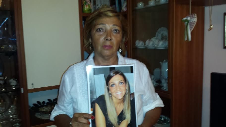 Alcol e droga, Simoni in ricordo di Valentina Prisco: “Fermiamo le stragi sulle strade”