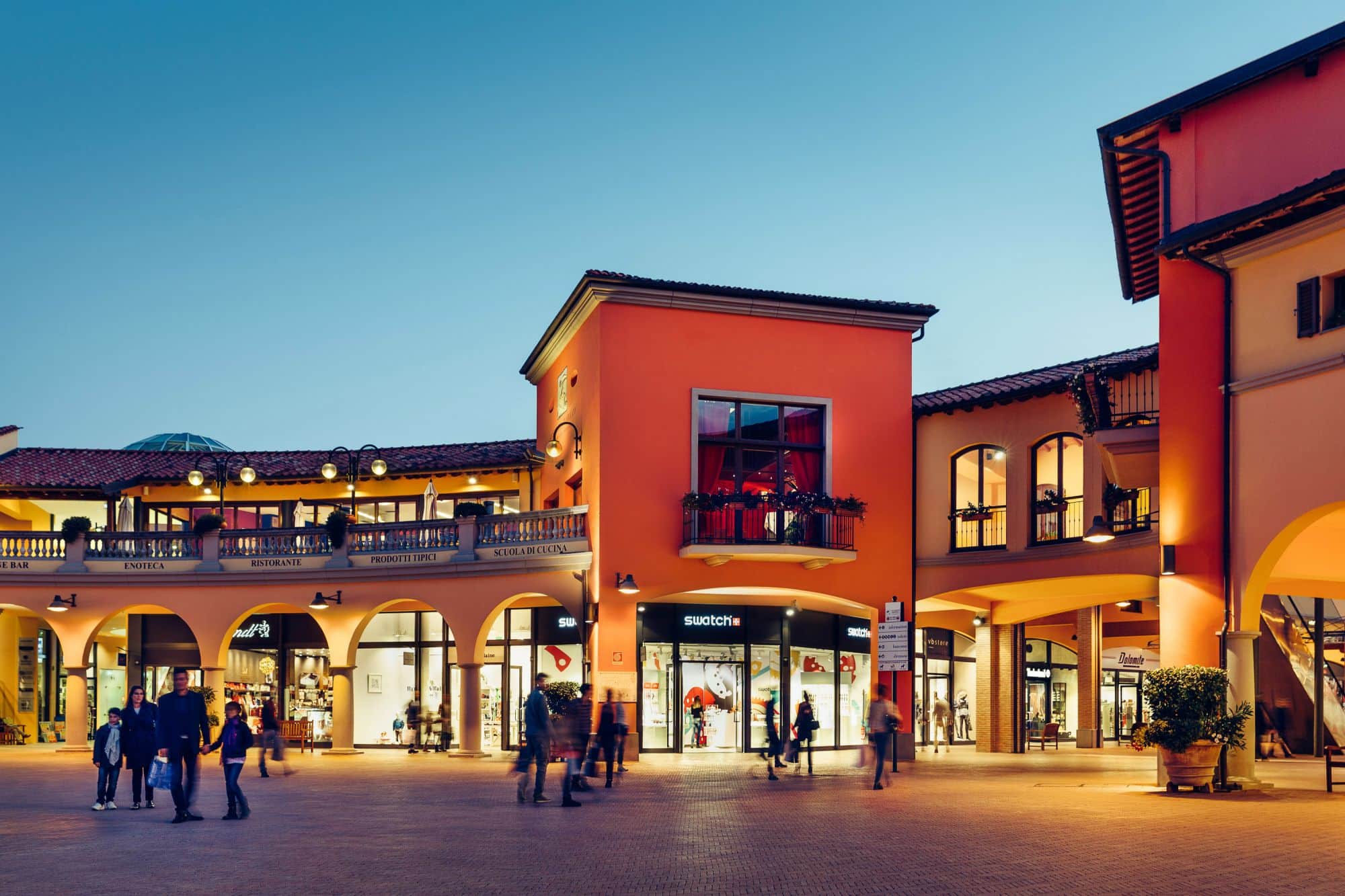 La storia fa tappa al Valdichiana Outlet Village