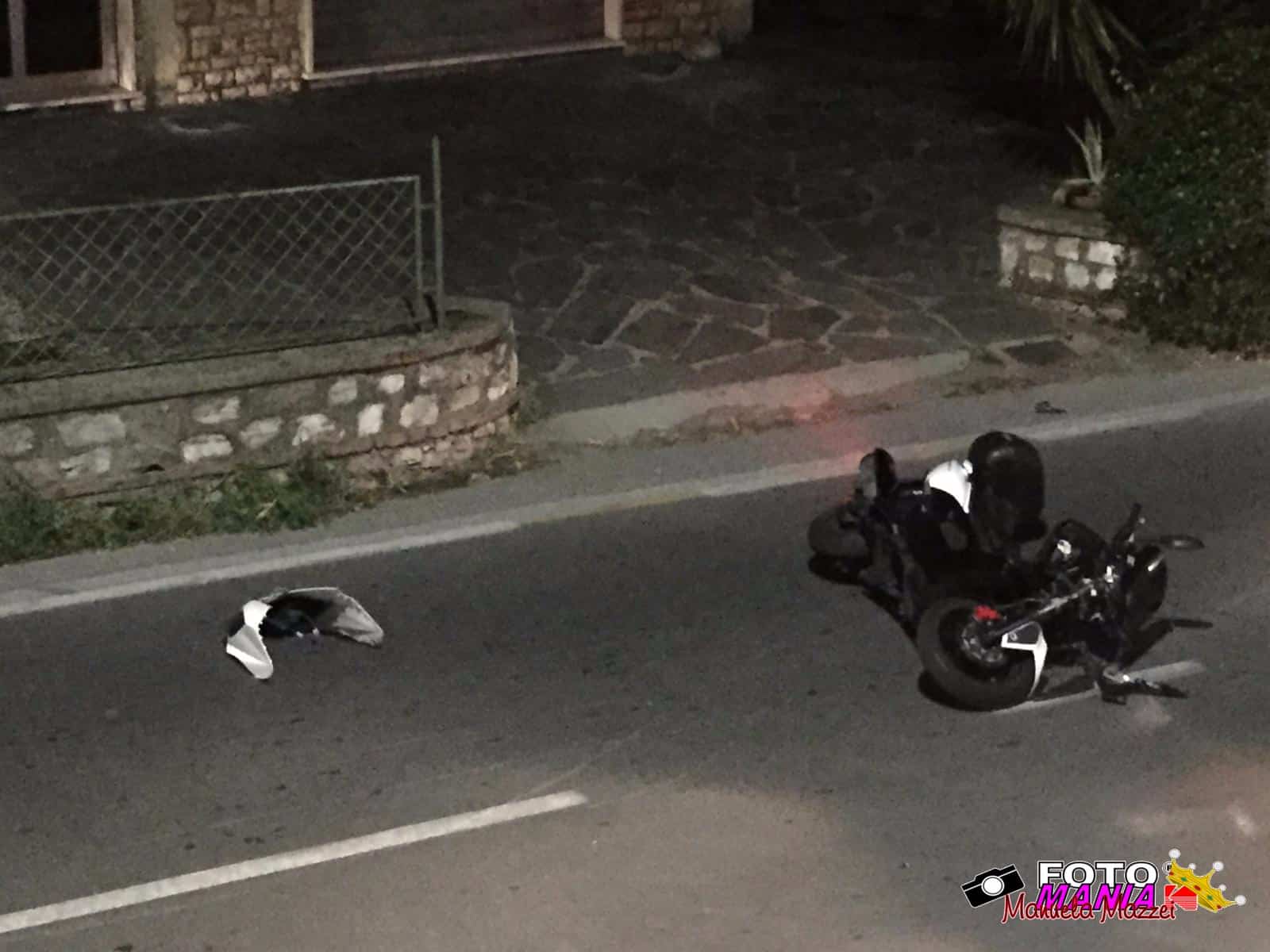 Scontro auto – scooter all’alba sulla Sarzanese