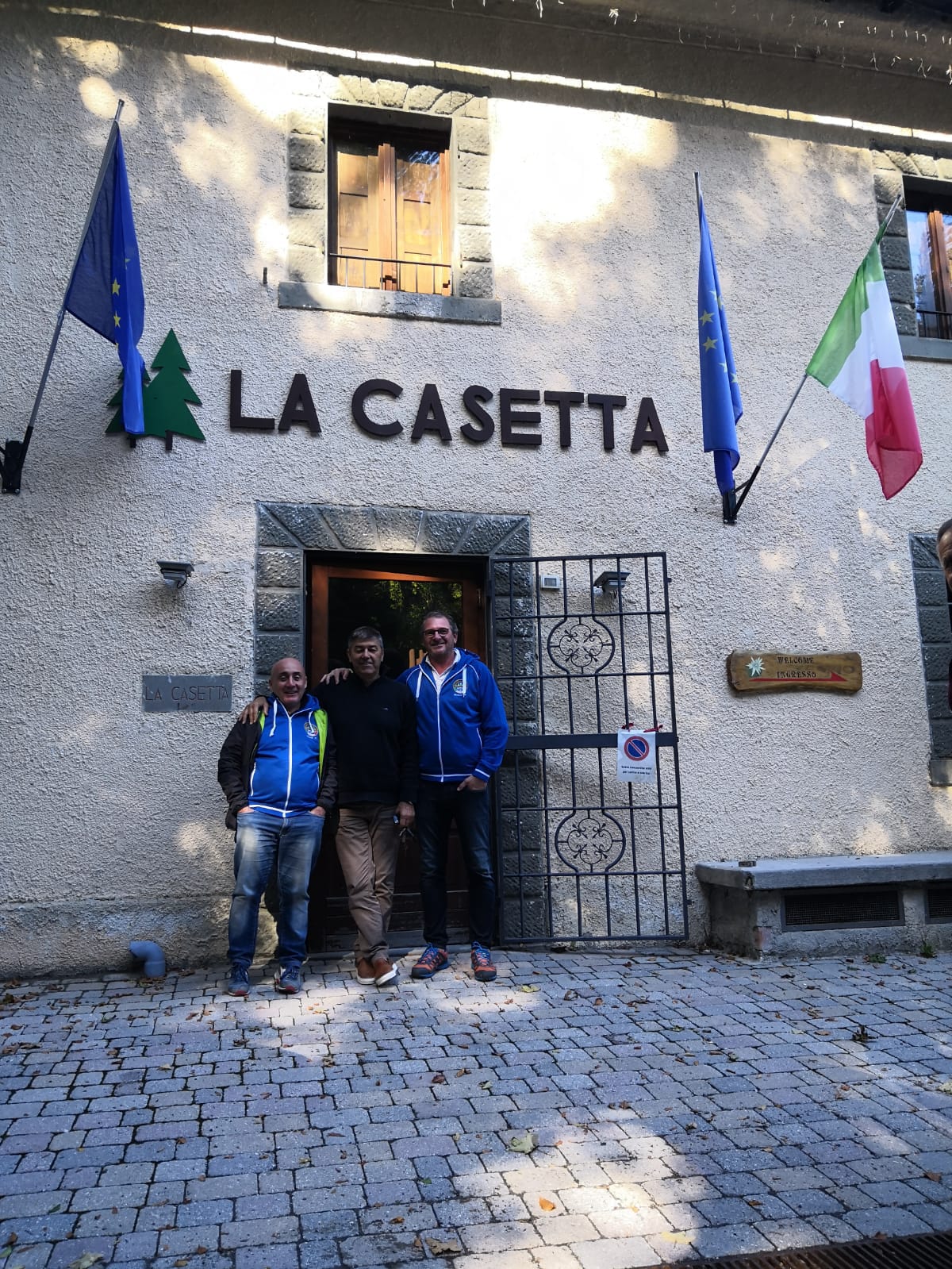 Il sindaco Murzi e i consiglieri Mattugini e Trapasso in visita alla Casetta all’Abetone