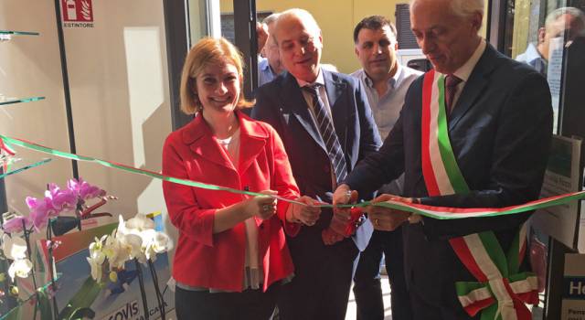 Inaugurata a Pozzi la nuova farmacia