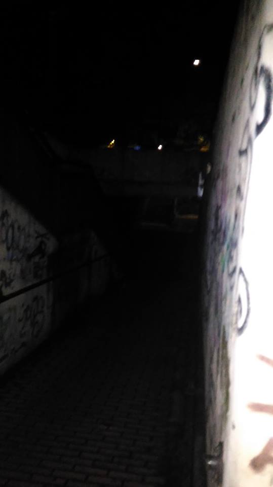 Sottopasso della Rondinella al buio, Repubblica Viareggina: “Cosa fa l’amministrazione?”