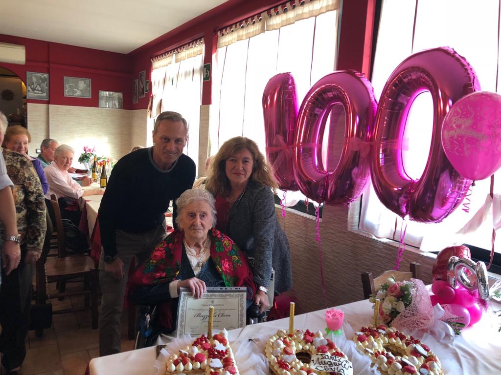 La nonna di Forte dei Marmi compie 100 anni: auguri a Clara Bazzichi