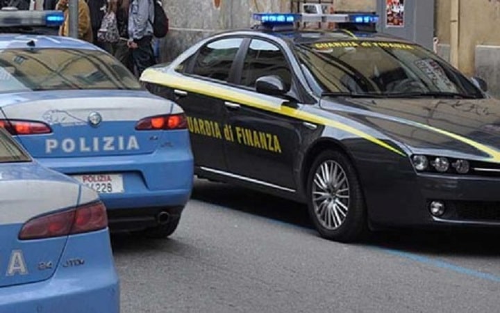 Oro rubato, fuso in lingotti e rivenduto: 33 arresti e 44 indagati. Sequestri per un milione