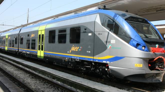 Due nuovi treni Jazz per i pendolari