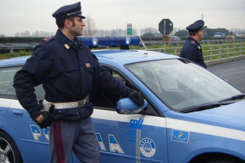 In Versilia con tre chili di hashish sotto il sedile: arrestati due trafficanti di droga