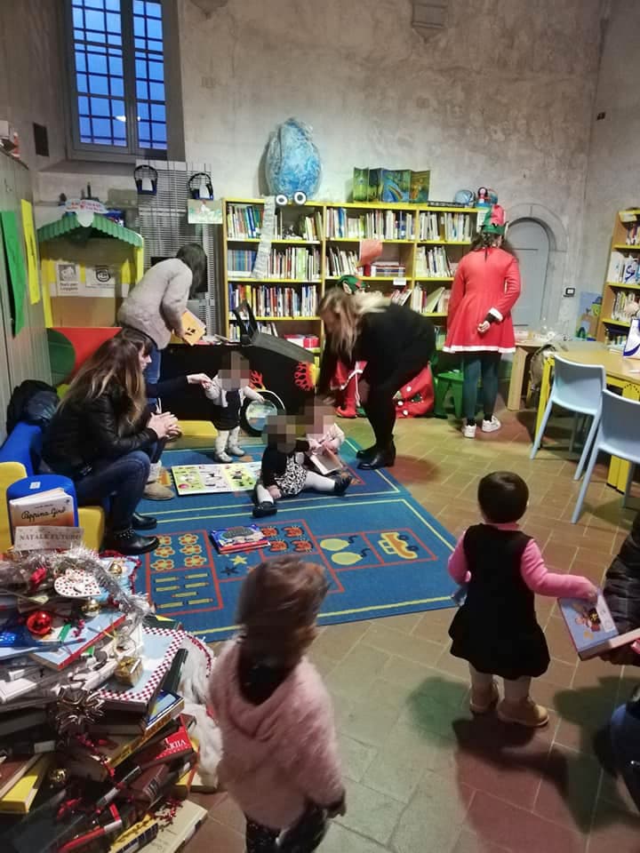 Festa dell’Albero e Nuovi Nati: pergamene e bibliocard si possono ritirare dal 7 gennaio in Biblioteca