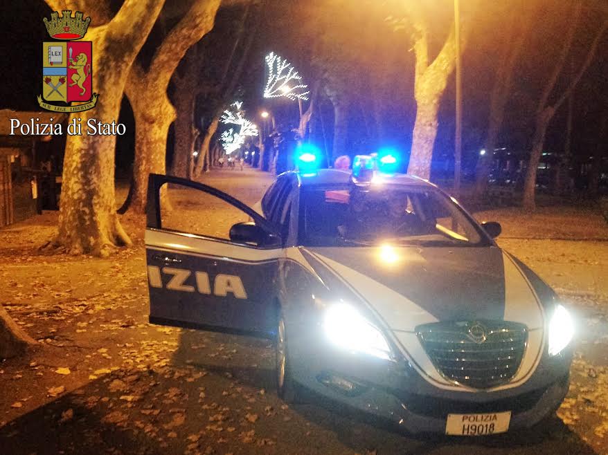 Poliziotto aggredito in pineta finisce in ospedale in gravi condizioni