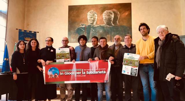 Calcio e solidarietà allo stadio comunale di Pietrasanta