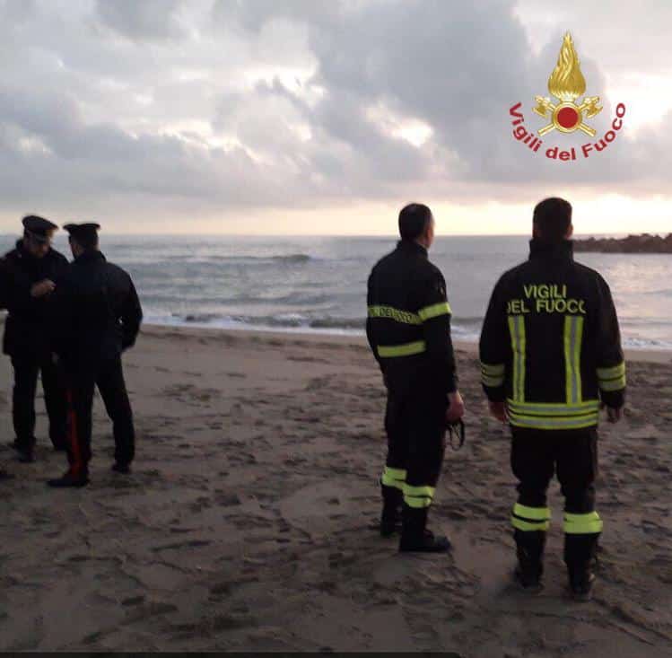 Cadavere in spiaggia:  è il 21enne disperso in Arno