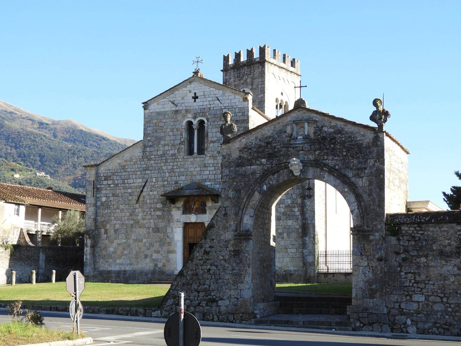 Una passeggiata fra i tesori di “Camaiore sacra”