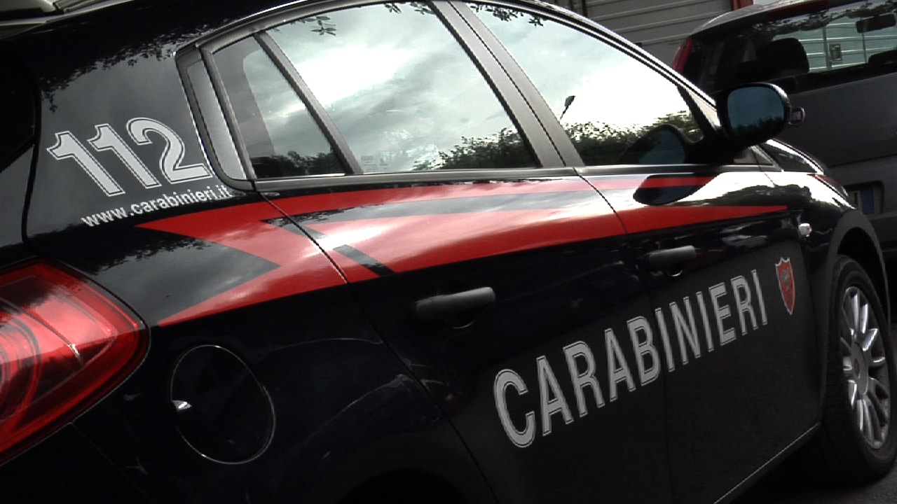 Officina clandestina, i Carabinieri la chiudono