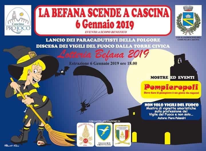 Befana dei pompieri a Cascina col lancio dei paracadutisti della Folgore