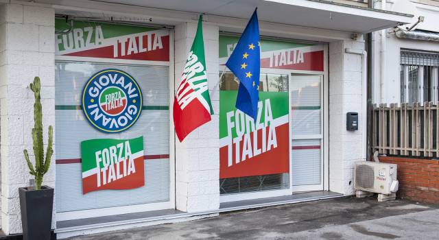 Amministrative Viareggio, Forza Italia: «Saldamente ancorati al centrodestra. Dondolini prosegua il suo buon lavoro come coordinatore comunale»