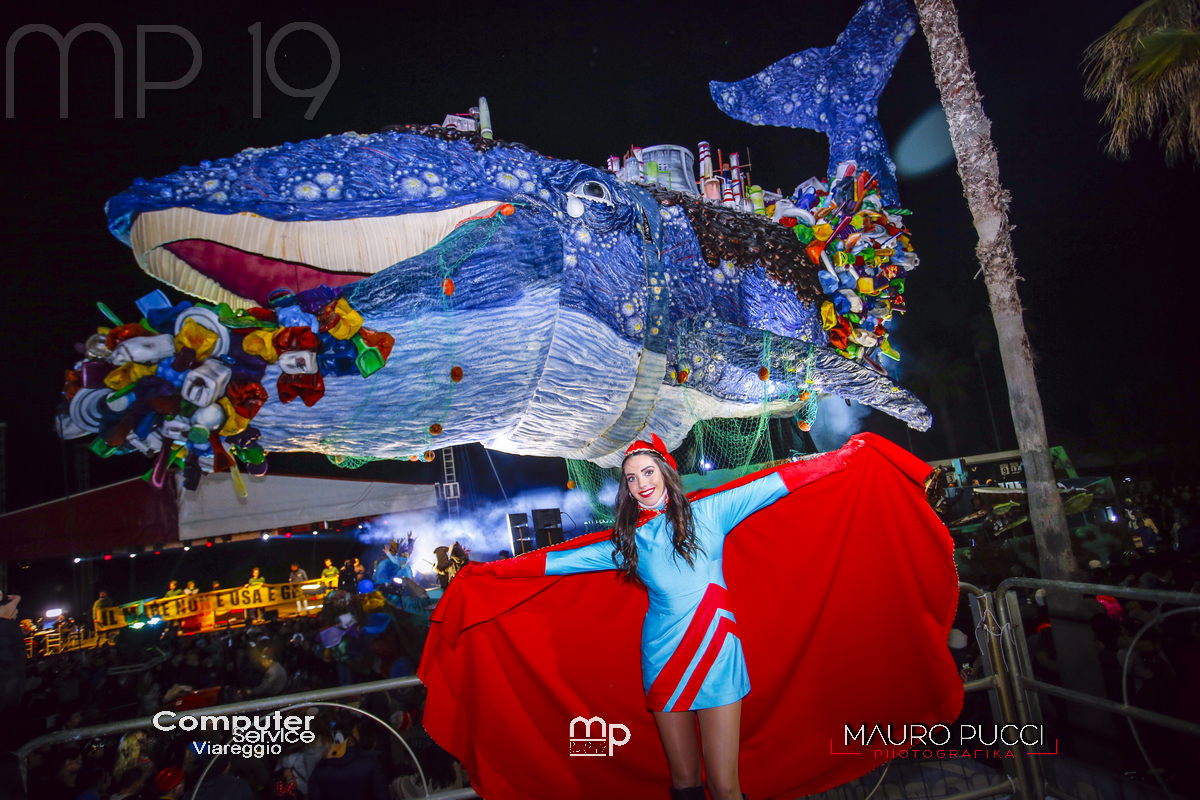 Belli di notte, le foto del terzo corso del Carnevale di Mauro Pucci