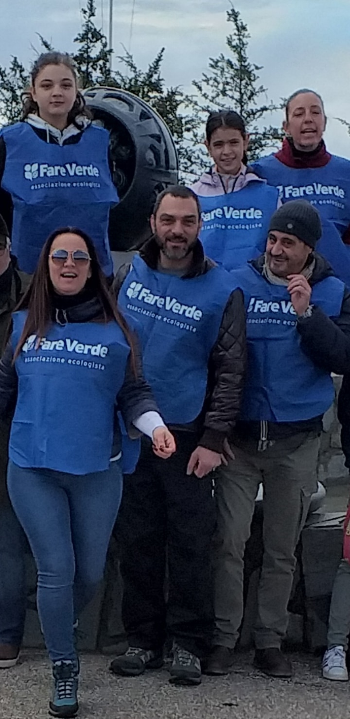 A “Striscia la notizia” i volontari di Fare Verde Versilia dichiarano guerra alla plastica sulla spiaggia di Marina di Pietrasanta