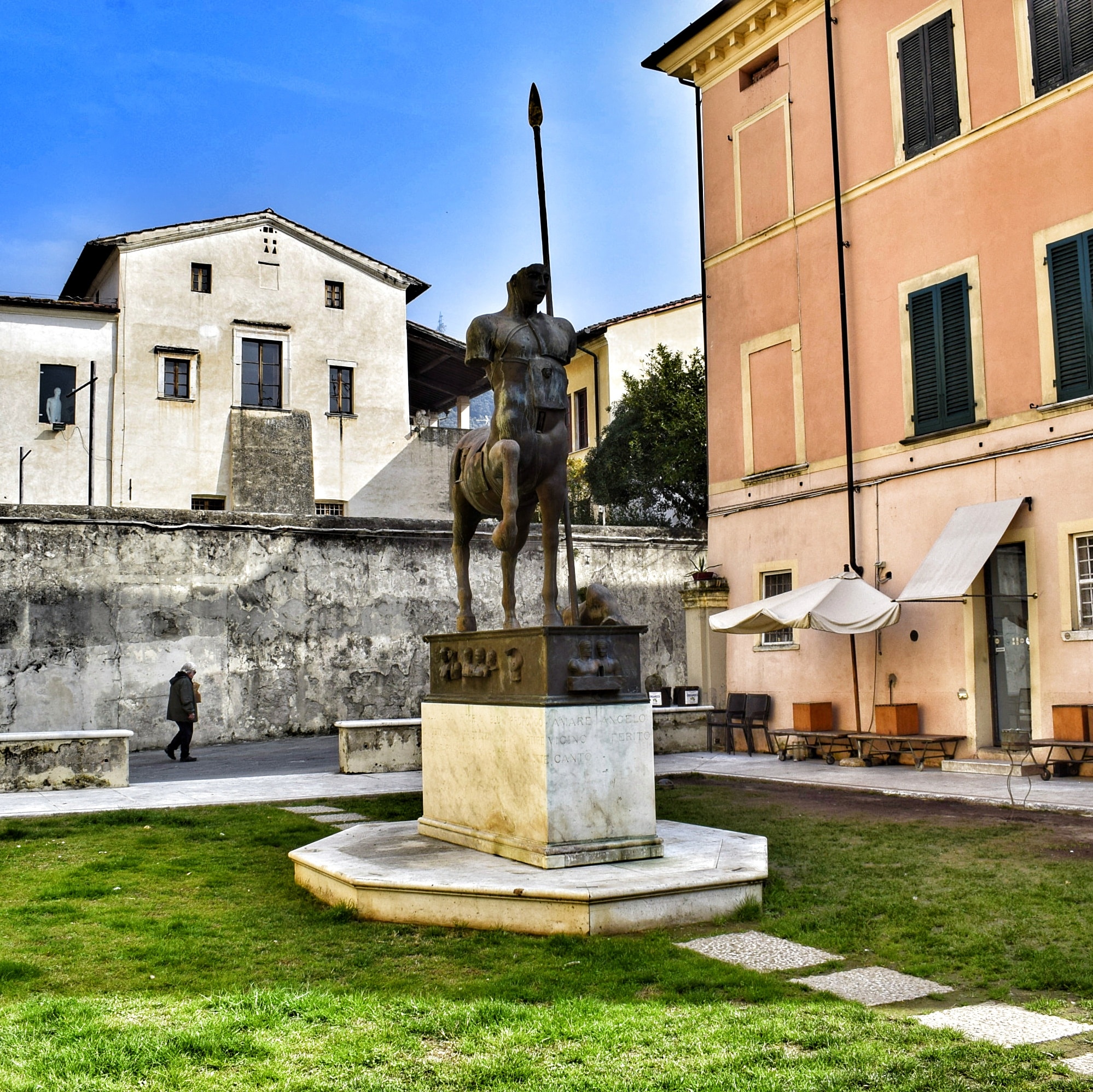 Il centauro a Pietrasanta