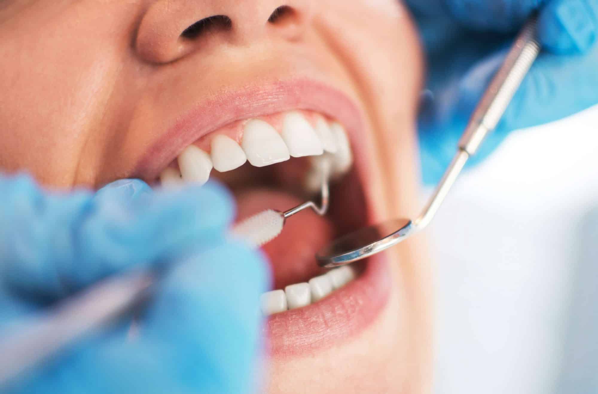 Dentista abusivo, sigilli all’ambulatorio