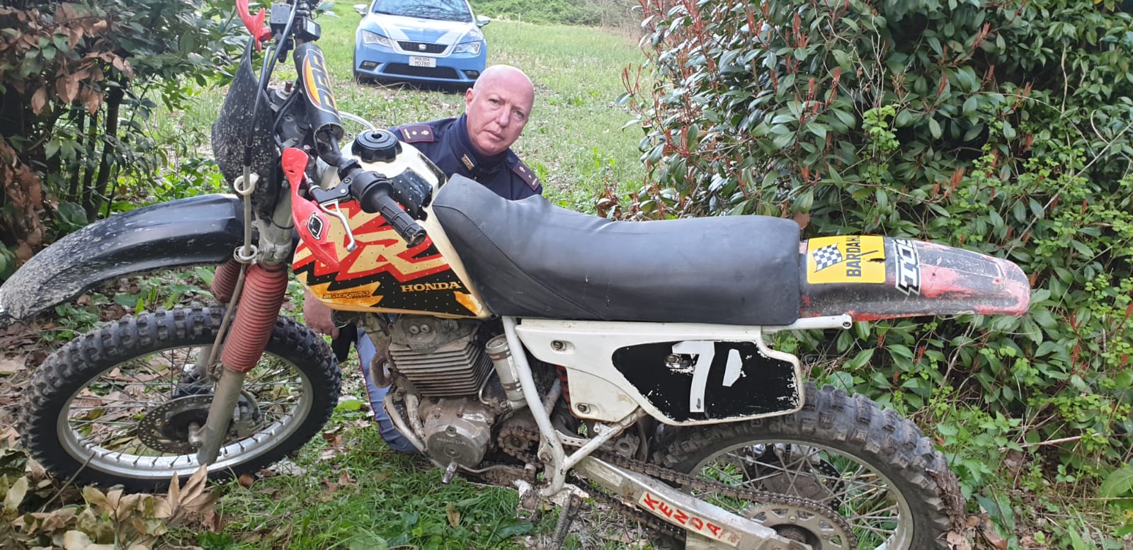 La Polizia gli ritrova la moto rubata prima ancora  che si accorga del furto