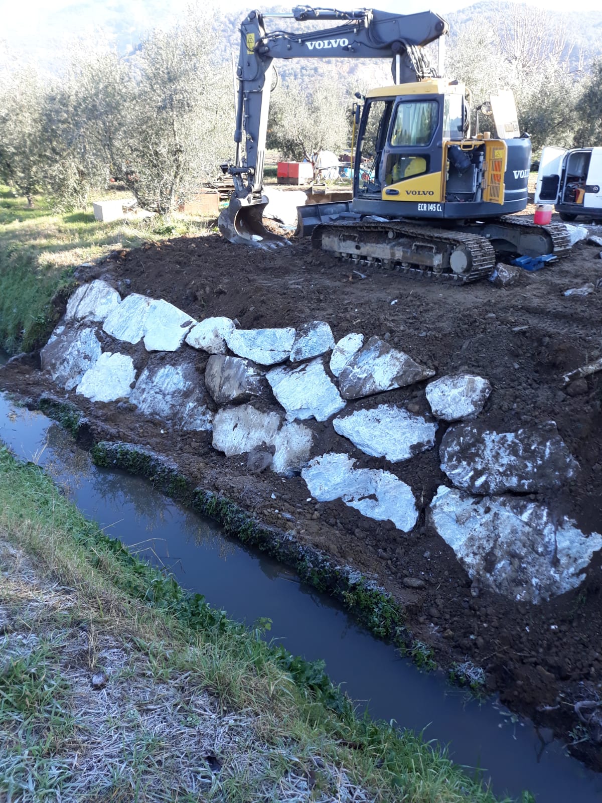 Il Consorzio investe 40mila euro per nuove scogliere a Viareggio