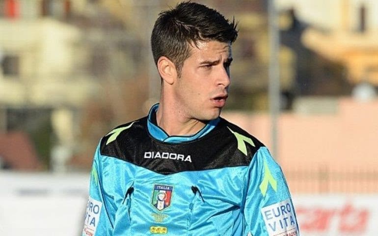 Viareggio Cup, Antonio Giua di Olbia arbitra il primo incontro