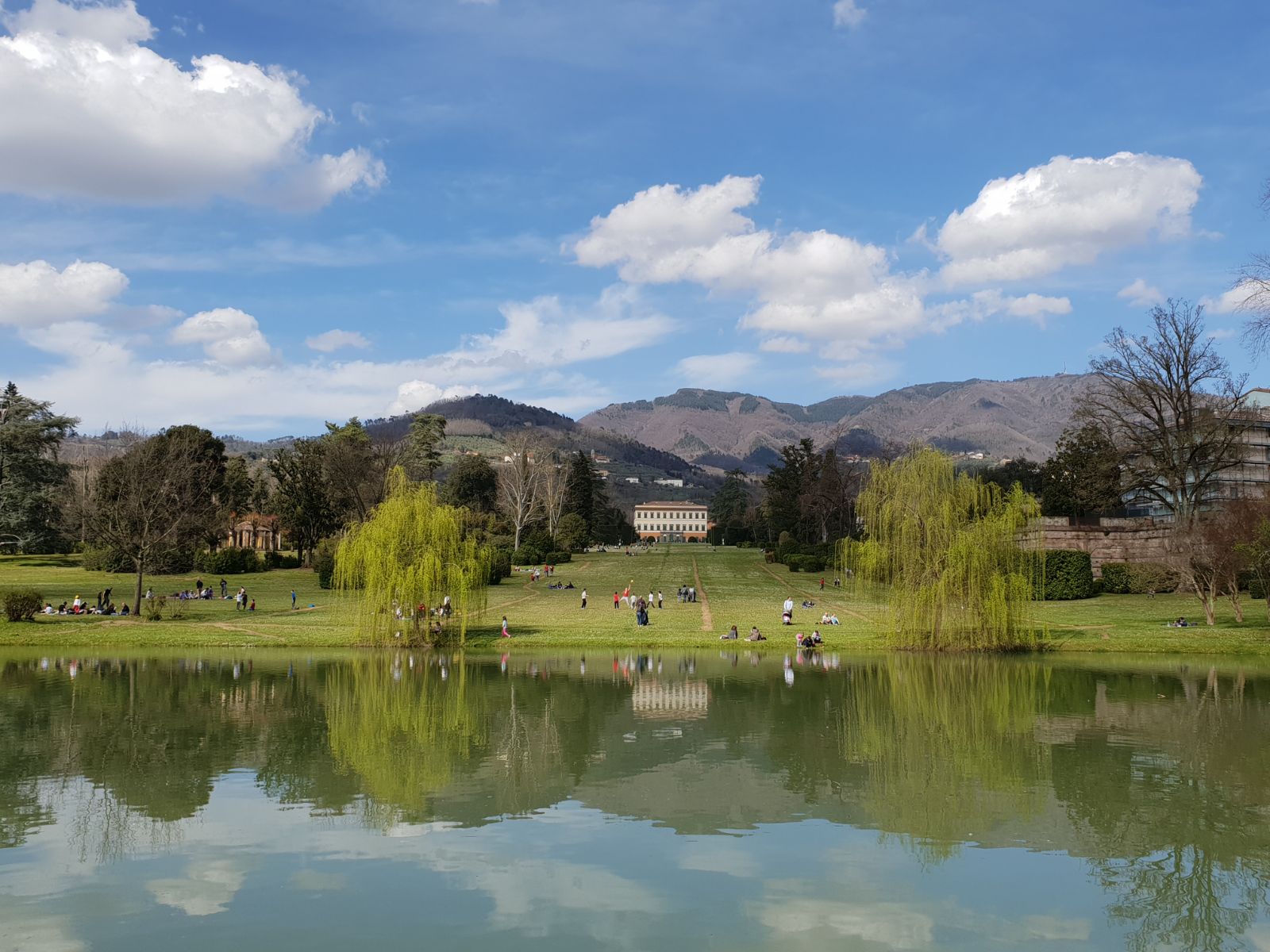 Caccia al tesoro botanico a Villa Reale: per una Pasquetta in famiglia indimenticabile!