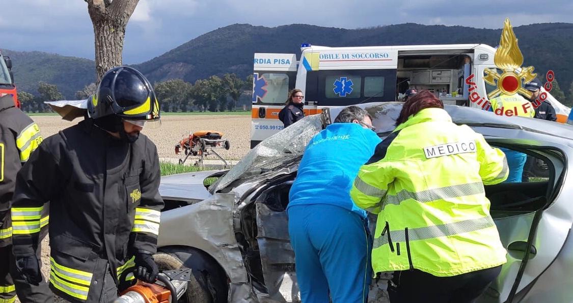 Incidente mortale in via Traversagna