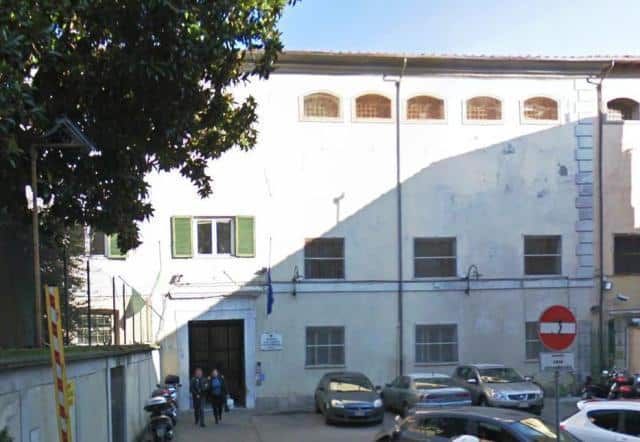 Beccato con 22 kg di canapa in casa, il dottor cannabis va in carcere