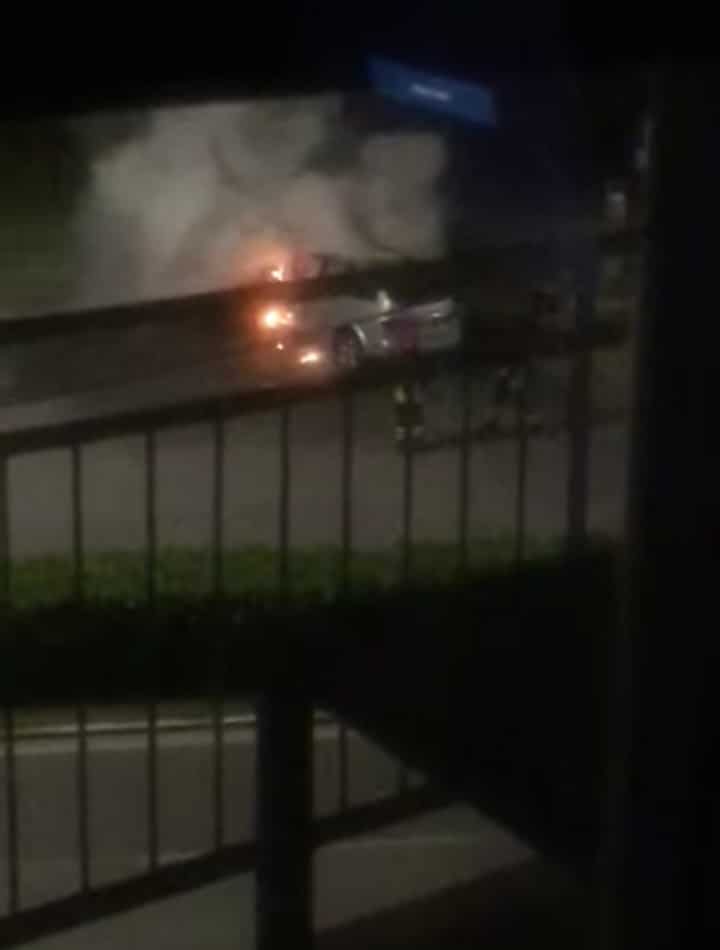 Auto a fuoco a Città Giardino