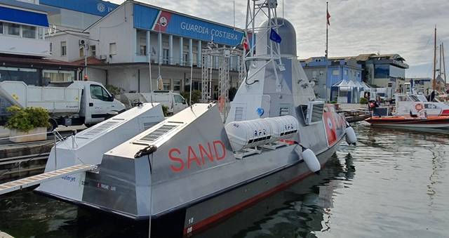 Il drone marino Sand al salone della nautica Yachting Rendez-vous