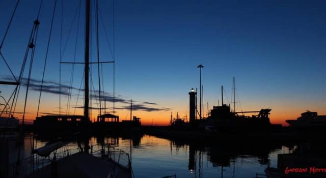 Il porto di Viareggio al tramonto